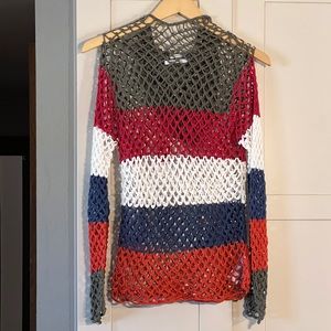 Tommy Hilfiger hooded swimsuit coverup, size L, never worn